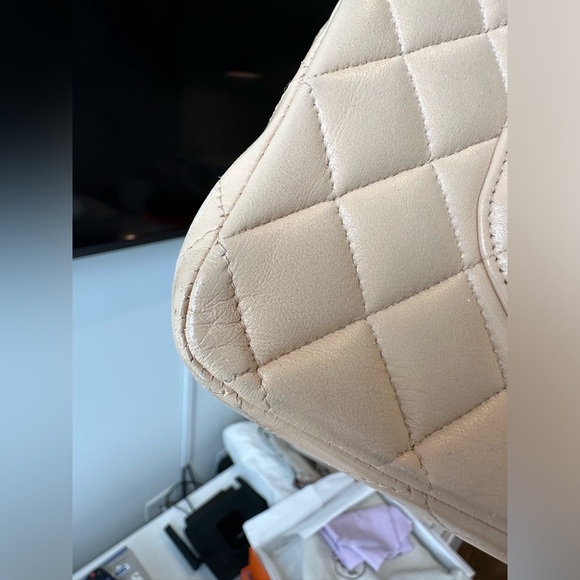 CHANEL Medium double flap lambskin beige with silver hardware - Picture 9 of 9